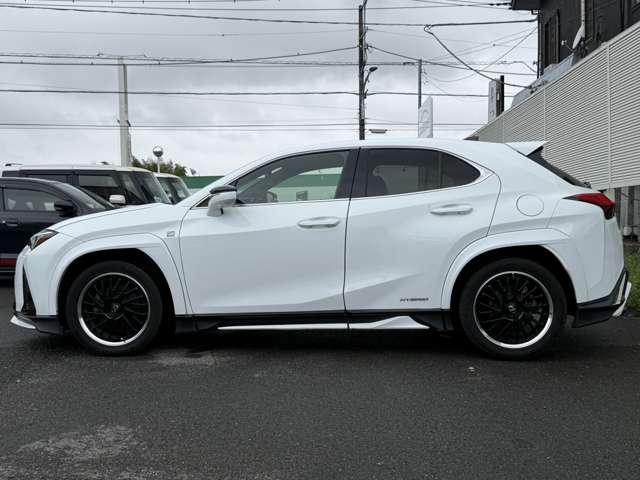 レクサス ＵＸ２５０ｈ Ｆスポーツ R1年 () 99