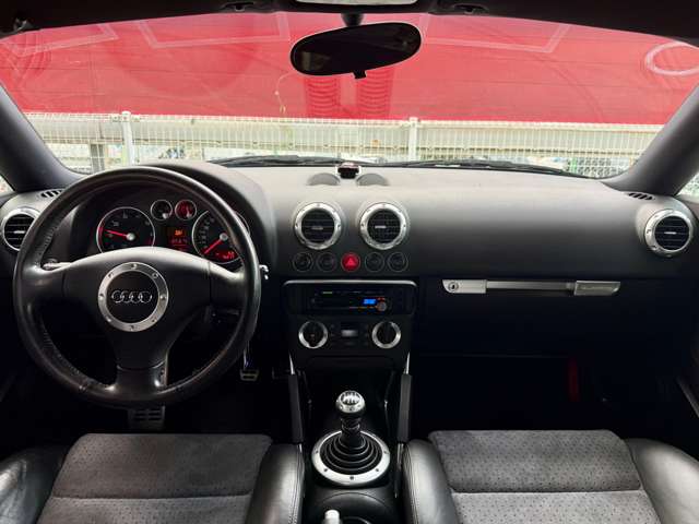 アウディ ＴＴ クーペ １．８Ｔ クワトロ ４ＷＤ H14年 () 99