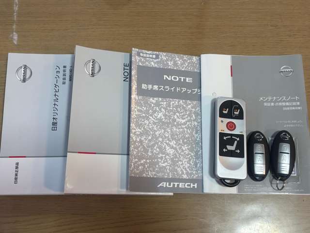 日産 ノート １．２ Ｘ Ｖセレクション 助手席スライドアップシート R2年 (東海) 99