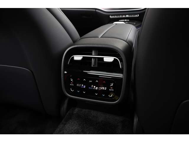 ＡＭＧ Ｅ Ｅ ５３ ハイブリッド ４マチックプラス エディションナイトカーボン （ＰＨＥＶ） ４ＷＤ ＭＰ２０２６０１ R7年 () 99