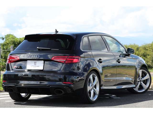 アウディ ＲＳ３　スポーツバック ２．５ ４ＷＤ H30年 () 99