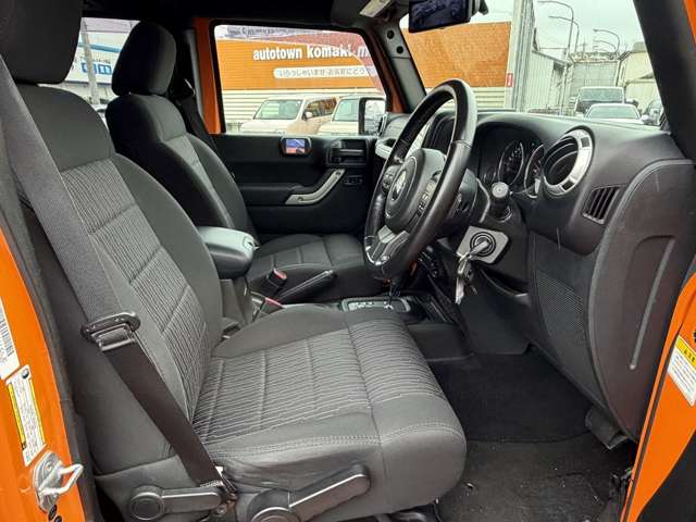 ジープ ラングラー　アンリミテッド アンリミテッド サハラ ４ＷＤ H24年 () 99