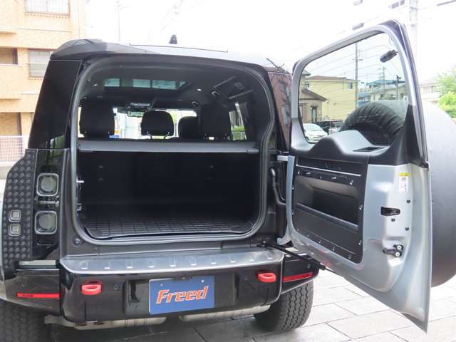 ランドローバー ディフェンダー １１０ Ｘ ３．０Ｌ Ｄ３００ ディーゼルターボ ４ＷＤ R5年 (東海) 99