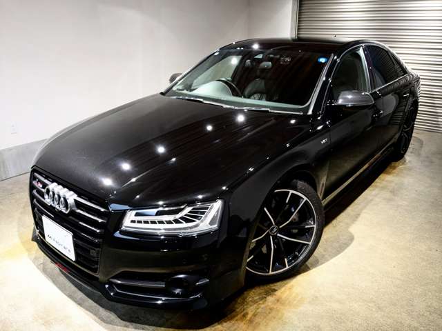 アウディ Ｓ８　プラス プラス ４ＷＤ H28年 () 99