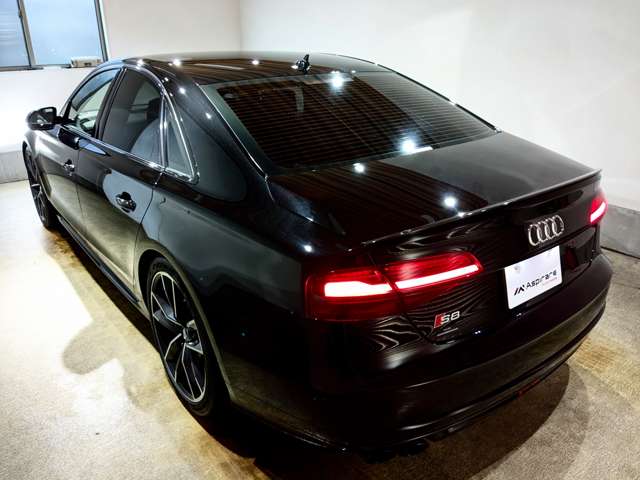 アウディ Ｓ８　プラス プラス ４ＷＤ H28年 () 99