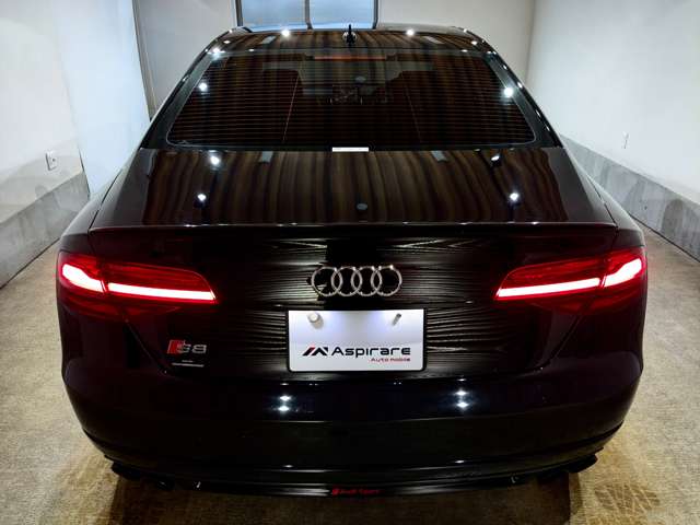 アウディ Ｓ８　プラス プラス ４ＷＤ H28年 () 99