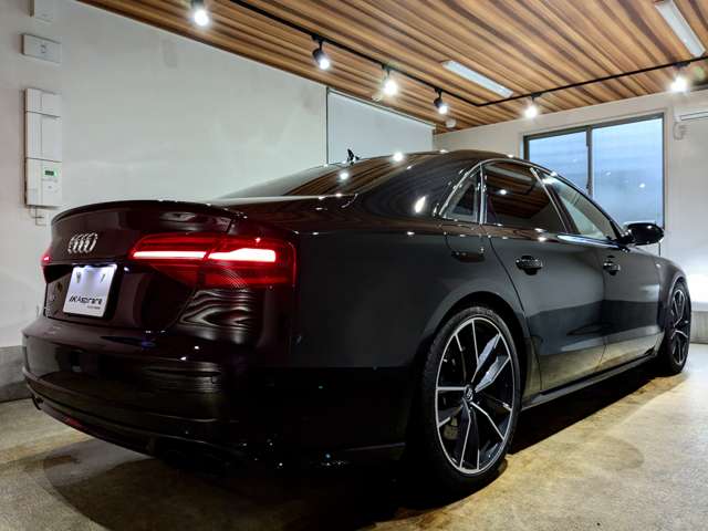アウディ Ｓ８　プラス プラス ４ＷＤ H28年 () 99