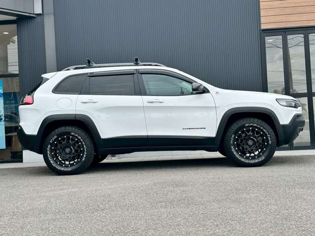 ジープ チェロキー トレイルホーク ４ＷＤ R1年 (四国) 99