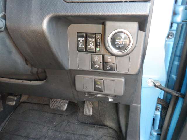 トヨタ タンク １．０ カスタム Ｇ ４ＷＤ R1年 () 99