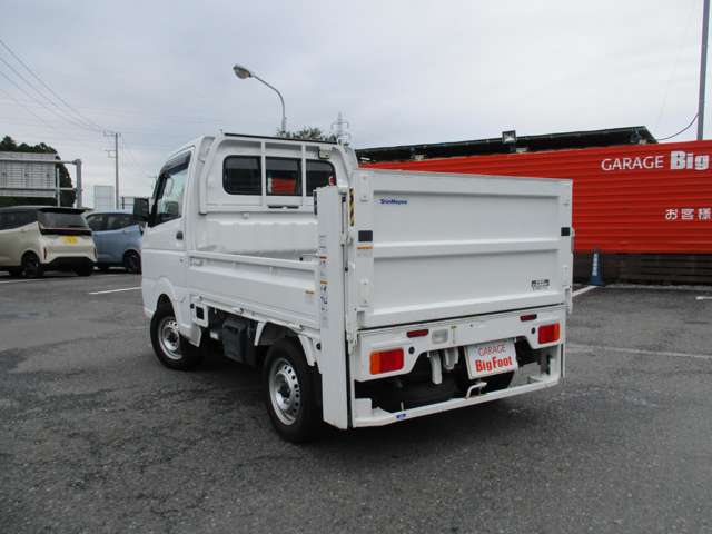 スズキ キャリイトラック ６６０ 垂直式ゲートリフター ３方開 ４ＷＤ R2年 () 99