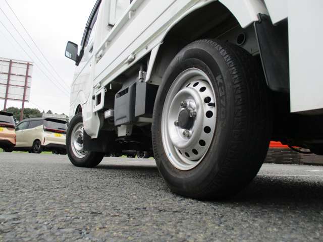 スズキ キャリイトラック ６６０ 垂直式ゲートリフター ３方開 ４ＷＤ R2年 () 99
