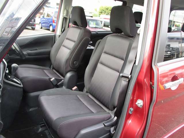 日産 セレナ ２．０ ハイウェイスター Ｖセレクション H30年 () 99