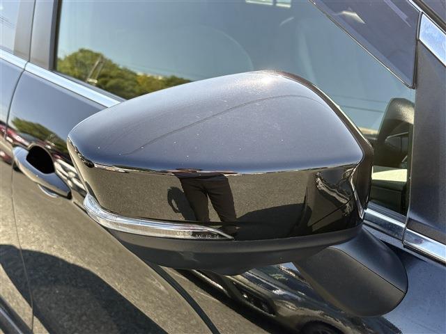 三菱 エクリプス　クロス　ＰＨＥＶ ＰＨＥＶ ２．４ Ｐ ４ＷＤ R4年 () 99