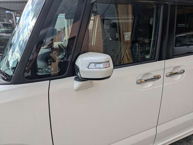 ホンダ Ｎ　ＢＯＸ ６６０ カスタムＧ ＳＳパッケージ H25年 (九州・沖縄) 99