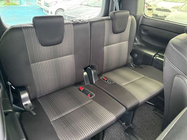 トヨタ ヴォクシー ２．０ ＺＳ 煌ＩＩ R1年 (九州・沖縄) 99