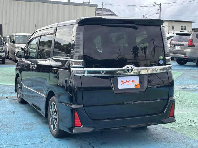 トヨタ ヴォクシー ２．０ ＺＳ 煌ＩＩ R1年 (九州・沖縄) 99