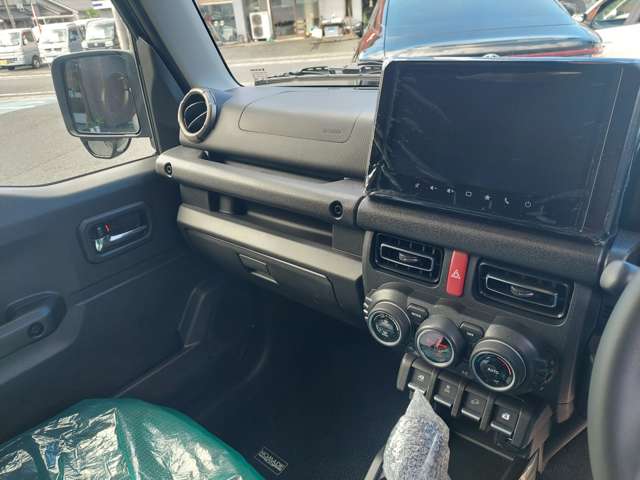 スズキ ジムニー　ノマド １．５ ＦＣ ４ＷＤ R8年 () 99