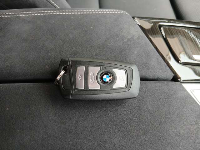 ＢＭＷ ５シリーズ ５２３ｉ　Ｍスポーツ H29年 (近畿) 99