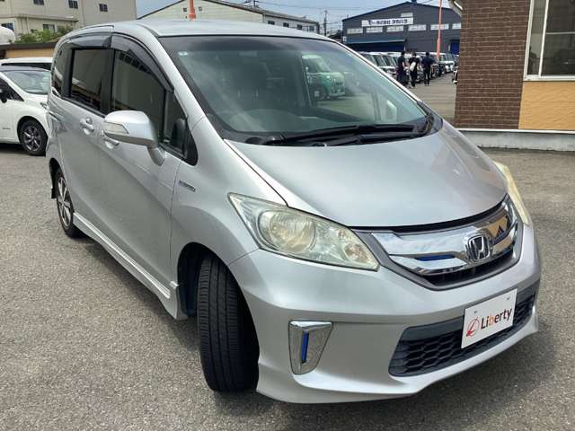 ホンダ フリード　ハイブリッド １．５ ジャストセレクション H25年 (近畿) 99