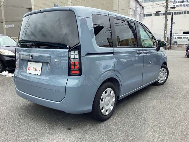 ホンダ フリード　ハイブリッド １．５ Ｅ：ＨＥＶ エアー R7年 (近畿) 99