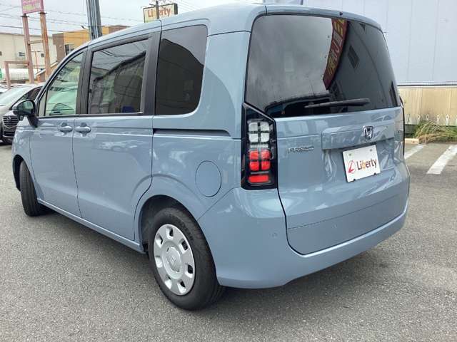 ホンダ フリード　ハイブリッド １．５ Ｅ：ＨＥＶ エアー R7年 (近畿) 99