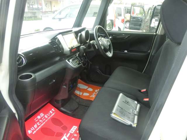 ホンダ Ｎ　ＢＯＸ ６６０ カスタムＧ ターボＳＳパッケージ H26年 () 99
