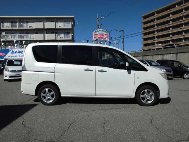 日産 セレナ ２．０ ２０Ｓ アンシャンテ 送迎タイプ ロングステップ仕様 ４ＷＤ H24年 () 99