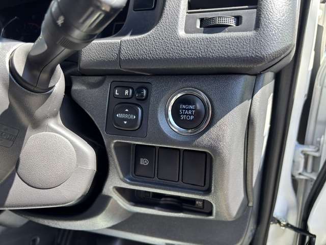 トヨタ ハイエースバン ２．８ スーパーＧＬ ダークプライムＩＩ ロングボディ ディーゼルターボ R3年 () 99