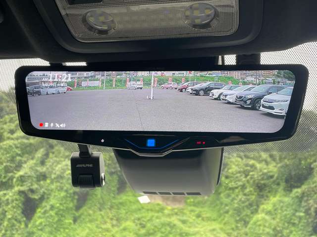トヨタ ヴォクシー ２．０ ＺＳ 煌ＩＩ R1年 () 99