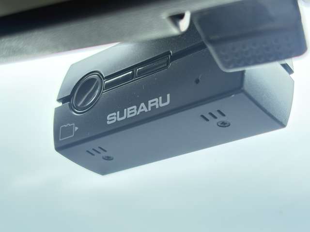 スバル インプレッサスポーツ ２．０ Ｉ－Ｓ アイサイト ４ＷＤ H29年 () 99
