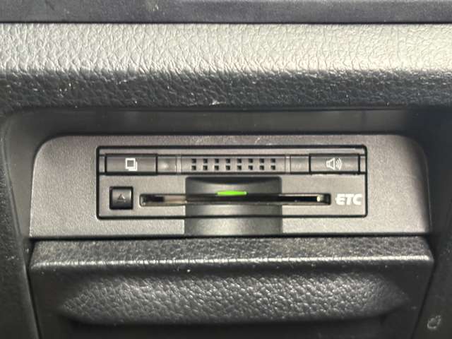 トヨタ ヴォクシー ２．０ ＺＳ 煌 ４ＷＤ H27年 () 99