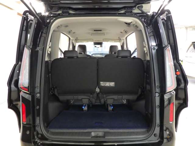 日産 セレナ １．４ Ｅ－４ＯＲＣＥ ＡＵＴＥＣＨ ４ＷＤ R7年 () 99
