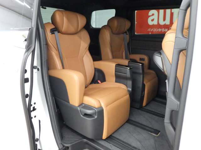 トヨタ ヴェルファイア　ハイブリッド ハイブリッド ２．５ Ｚプレミア Ｅ－ＦＯＵＲ ４ＷＤ R7年 () 99