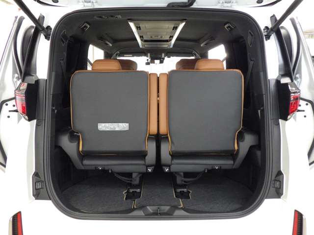 トヨタ ヴェルファイア　ハイブリッド ハイブリッド ２．５ Ｚプレミア Ｅ－ＦＯＵＲ ４ＷＤ R7年 () 99