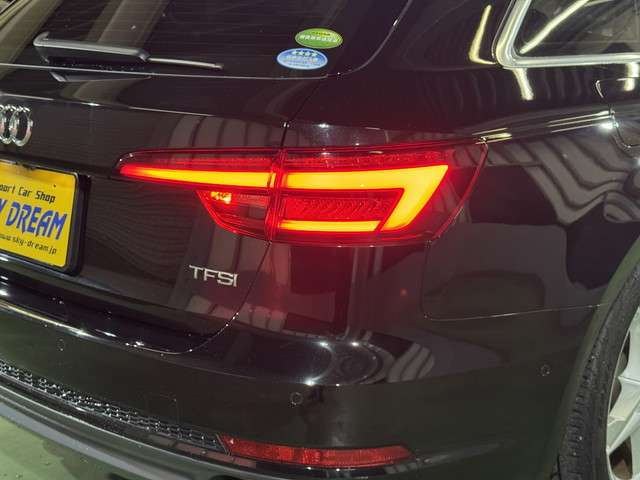 アウディ Ａ４　アバント ２．０ ＴＦＳＩ スポーツ Ｓラインパッケージ H30年 () 99