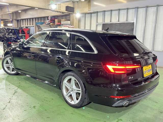 アウディ Ａ４　アバント ２．０ ＴＦＳＩ スポーツ Ｓラインパッケージ H30年 () 99