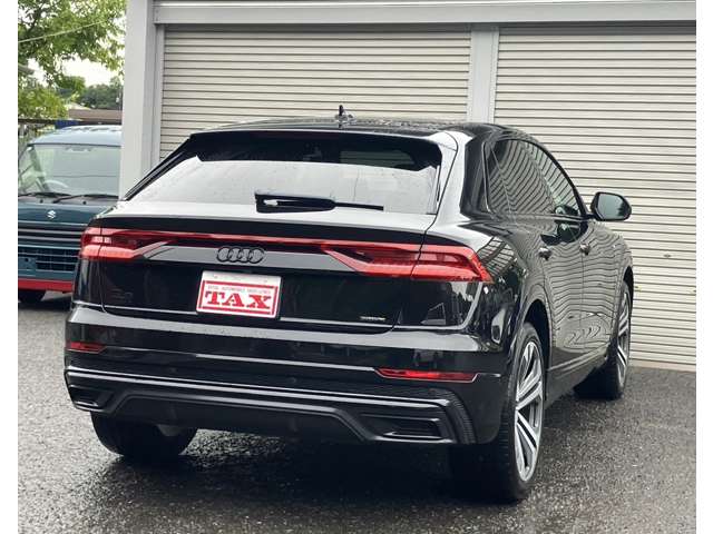 アウディ Ｑ８ ５５ ＴＦＳＩ クワトロ Ｓライン ４ＷＤ R4年 () 99