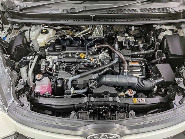 トヨタ シエンタ　ハイブリッド ハイブリッド １．５ Ｇ Ｅ－ＦＯＵＲ ４ＷＤ R6年 () 99