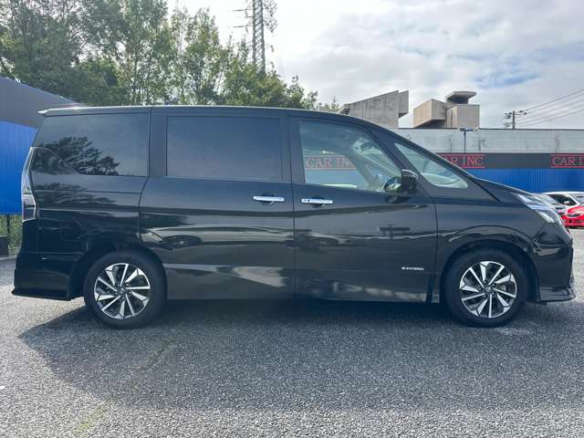 日産 セレナ ２．０ ハイウェイスター Ｖ R1年 () 99