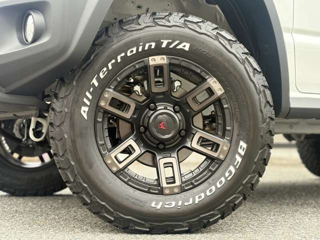 スズキ ジムニー　ノマド １．５ ＦＣ ４ＷＤ R8年 (近畿) 99