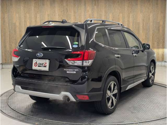 スバル フォレスター　ハイブリッド ２．０ アドバンス ４ＷＤ R2年 (近畿) 99