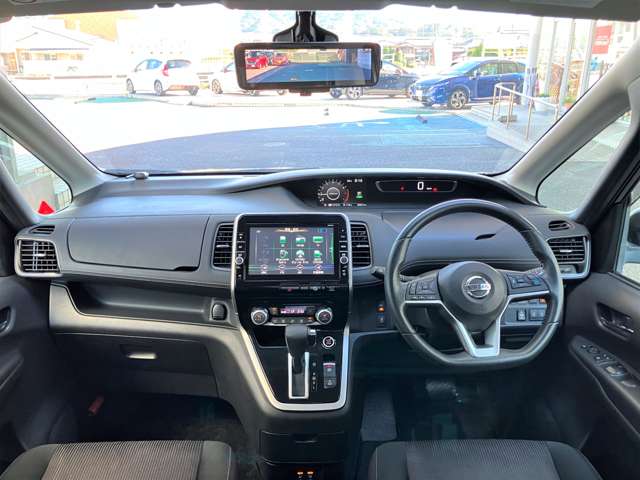 日産 セレナ ２．０ ハイウェイスター Ｖセレクション ４ＷＤ H29年 (中国) 99