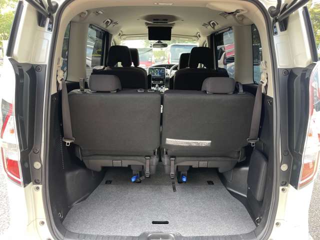 日産 セレナ １．２ Ｅ－ＰＯＷＥＲ ハイウェイスター Ｖ R2年 (中国) 99