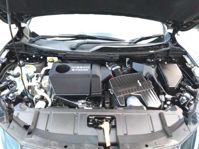 日産 エクストレイル １．５ Ｇ Ｅ－４ＯＲＣＥ ４ＷＤ R4年 (中国) 99