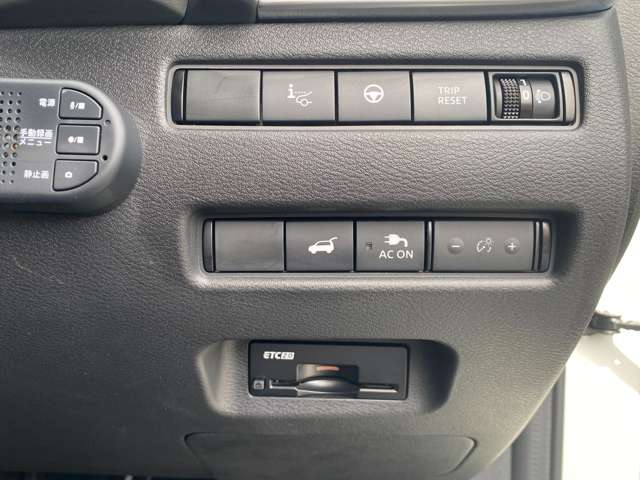 日産 エクストレイル １．５ Ｇ Ｅ－４ＯＲＣＥ ４ＷＤ R4年 (中国) 99