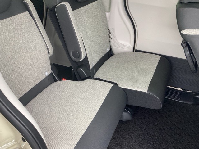 ホンダ Ｎ　ＢＯＸ ６６０ ファッションスタイル ２トーン R7年 (近畿) 99