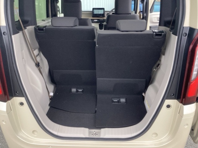 ホンダ Ｎ　ＢＯＸ ６６０ ファッションスタイル ２トーン R7年 (近畿) 99