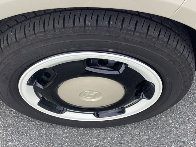 ホンダ Ｎ　ＢＯＸ ６６０ ファッションスタイル ２トーン R7年 (近畿) 99