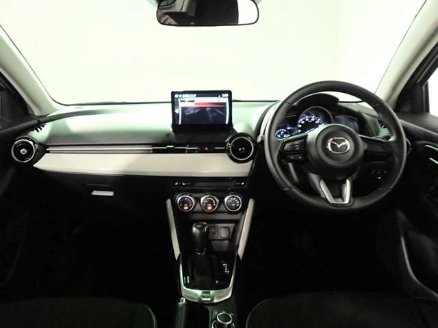 マツダ ＭＡＺＤＡ２ １．５ １５ＭＢ R7年 (近畿) 99
