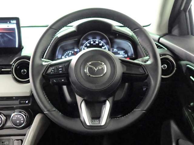 マツダ ＭＡＺＤＡ２ １．５ １５ＭＢ R7年 (近畿) 99